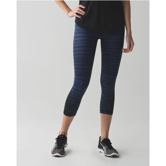 Lululemon Run Crop II Full-On Luxtreme (Mesh) Good Vibes Deep Navy Black Size 4 - Picture 2 of 11
